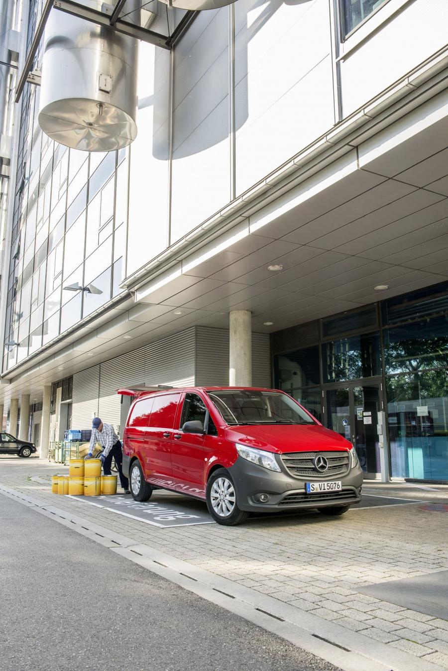  Mercedes-Benz Vito Panel Van 2014 года  (фото 10 из 45)
